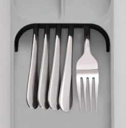 Joseph Joseph Bestekbak - 5-vaks - Sorteervakken 23 Joseph Joseph Bestekbak - 5-vaks - Sorteervakken -AMEFA Winkel 1187x1200 4