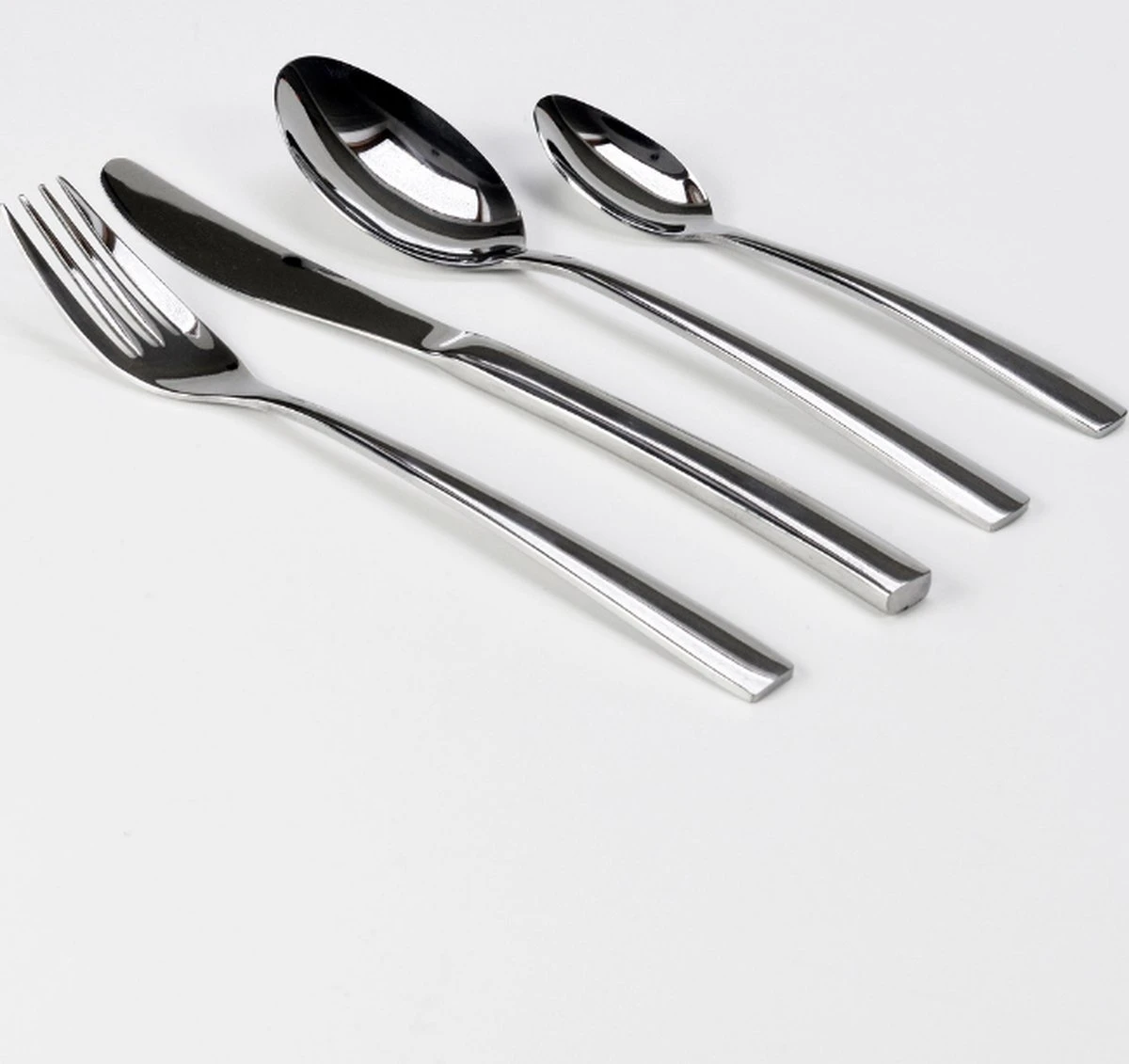 Merkloos Bestekset Luxe Square 24-delig | Premium Quality | 6 Personen 1 Merkloos Bestekset Luxe Square 24-delig | Premium Quality | 6 Personen