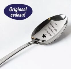 Merkloos Lepel Met Tekst - "Let's Have Coffee Together Forever" - 19.5cm - Valentijn Cadeau Voor Hem Of Haar - Valentijnsdag Verrassing - Versierde Lepel - Lange Lepel - Cadeautje