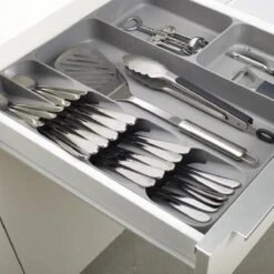 Joseph Joseph Bestekbak 8-vakken - Grijs - Sorteervakken -AMEFA Winkel 1200x1200 349