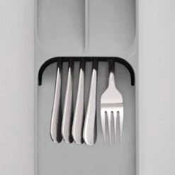 Joseph Joseph Bestekbak - 5-vaks - Sorteervakken 26 Joseph Joseph Bestekbak - 5-vaks - Sorteervakken -AMEFA Winkel 1200x1200 387