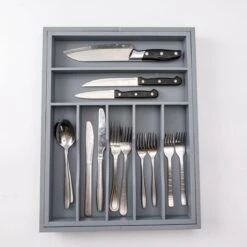Merkloos Decopatent® Uitschuifbaar Bestekbak - Besteklade - 7 Vaks -> Uitschuifbaar Naar 9 Vakken - Bestekbakken Organizer - Bamboe - Grijs 13 Merkloos Decopatent® Uitschuifbaar Bestekbak - Besteklade - 7 Vaks -> Uitschuifbaar Naar 9 Vakken - Bestekbakken Organizer - Bamboe - Grijs -AMEFA Winkel 1200x1200 391