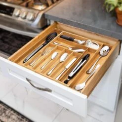 ACAZA Uitschuifbare Bestekbak In Bamboe Hout, Besteklade Met 7 Tot 9 Vakken, Ladeverdeler, Opbergbak, Bestekcassette, Verstelbaar 12 ACAZA Uitschuifbare Bestekbak In Bamboe Hout, Besteklade Met 7 Tot 9 Vakken, Ladeverdeler, Opbergbak, Bestekcassette, Verstelbaar -AMEFA Winkel 1200x1200 404