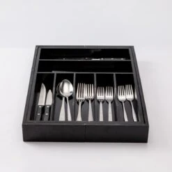 Merkloos Decopatent® Uitschuifbaar Bestekbak - Besteklade - 7 Vaks -> Uitschuifbaar Naar 9 Vakken - Bestekbakken Organizer - Bamboe - Zwart 9 Merkloos Decopatent® Uitschuifbaar Bestekbak - Besteklade - 7 Vaks -> Uitschuifbaar Naar 9 Vakken - Bestekbakken Organizer - Bamboe - Zwart -AMEFA Winkel 1200x1200 412