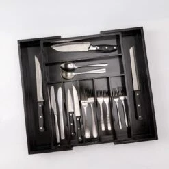 Merkloos Decopatent® Uitschuifbaar Bestekbak - Besteklade - 7 Vaks -> Uitschuifbaar Naar 9 Vakken - Bestekbakken Organizer - Bamboe - Zwart 12 Merkloos Decopatent® Uitschuifbaar Bestekbak - Besteklade - 7 Vaks -> Uitschuifbaar Naar 9 Vakken - Bestekbakken Organizer - Bamboe - Zwart -AMEFA Winkel 1200x1200 414