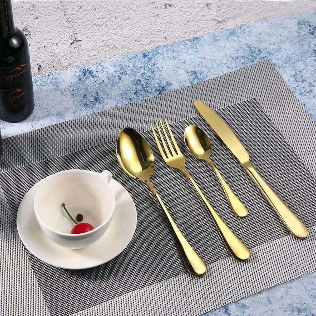 Bestekset 24-delig Goudkleurig - Bestek Voor 6 Personen - Tafelbestek Inclusief Bestekcassette 8 Bestekset 24-delig Goudkleurig - Bestek Voor 6 Personen - Tafelbestek Inclusief Bestekcassette - Afbeelding 8