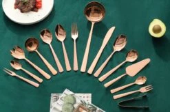 Swiss Pro+ Bestekset In Koffer-72 Delig-12 Persoons-Zwitsers Kwaliteit-Complete Set-100% Roestvrijstaal-Rose Gold 24k-Rose Goud 24K 22 Swiss Pro+ Bestekset In Koffer-72 Delig-12 Persoons-Zwitsers Kwaliteit-Complete Set-100% Roestvrijstaal-Rose Gold 24k-Rose Goud 24K -AMEFA Winkel 1200x799