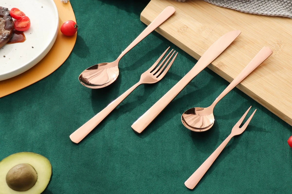 Swiss Pro+ Bestekset In Koffer-72 Delig-12 Persoons-Zwitsers Kwaliteit-Complete Set-100% Roestvrijstaal-Rose Gold 24k-Rose Goud 24K 13 Swiss Pro+ Bestekset In Koffer-72 Delig-12 Persoons-Zwitsers Kwaliteit-Complete Set-100% Roestvrijstaal-Rose Gold 24k-Rose Goud 24K - Afbeelding 13